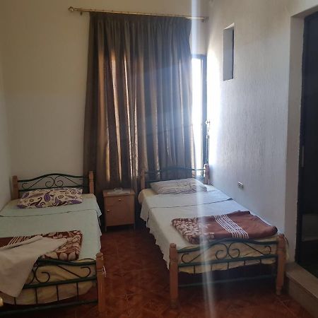 Jammal Hotel 巴勒贝克 外观 照片